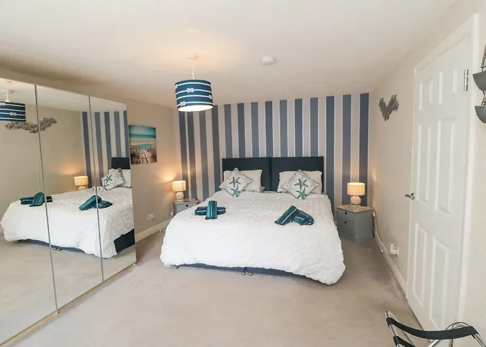 別荘 Narnia スカーバラ